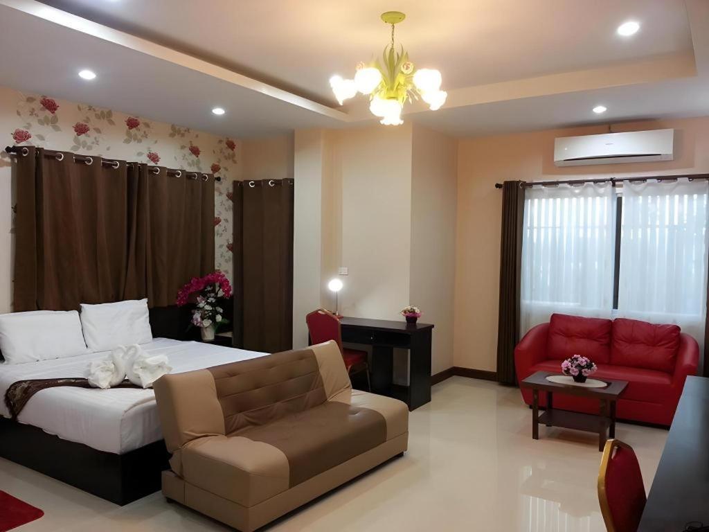 Le Parc Wangnang Hotel Phitsanulok Exteriér fotografie
