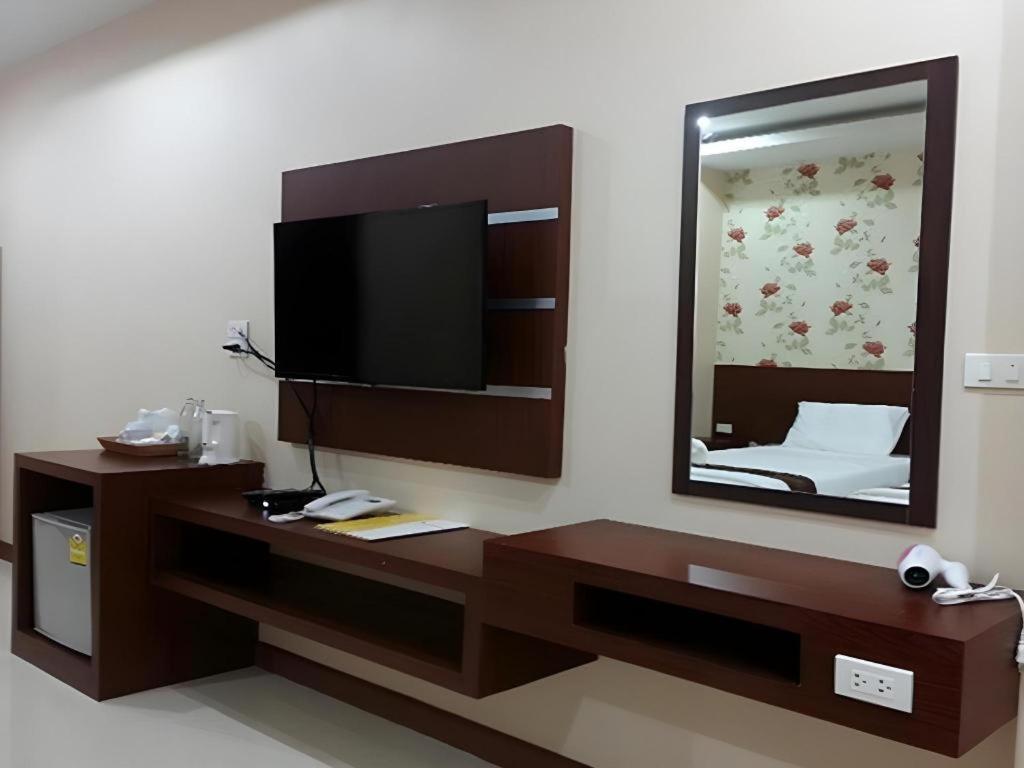 Le Parc Wangnang Hotel Phitsanulok Exteriér fotografie